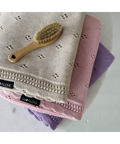 Kocyk ażurowy Daisy - pudrowy róż 80x100 cm Lullalove