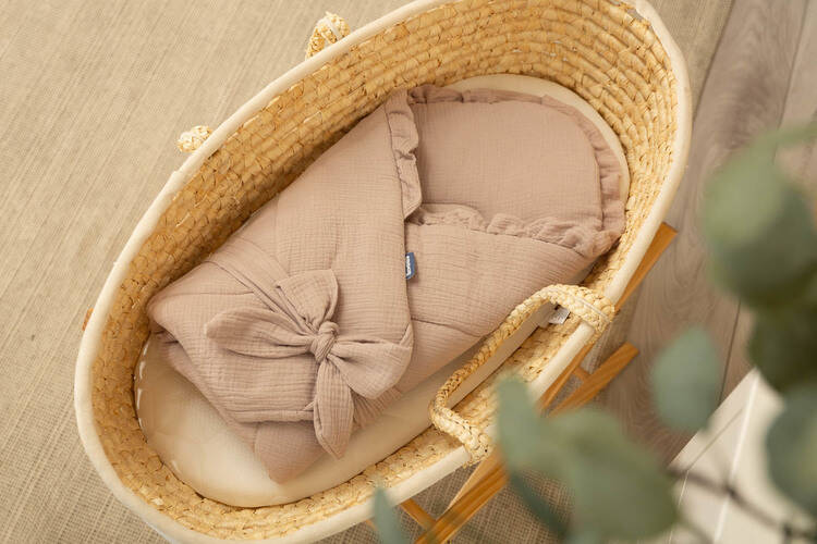 muślinowy rożek beżowy dla niemowląt