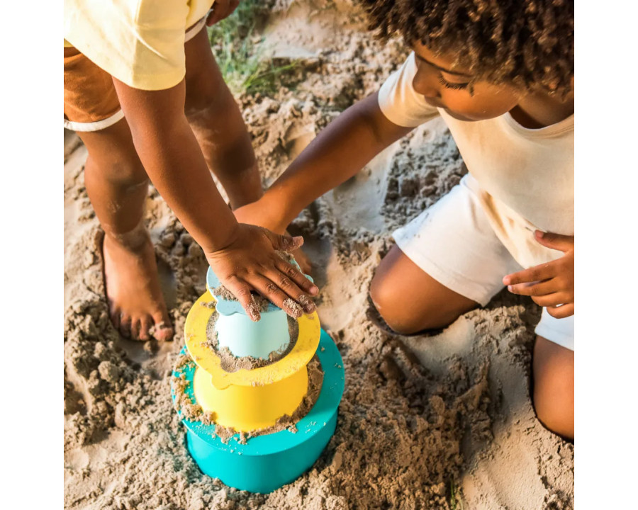 Radosne wakacje na plaży dla dzieci – 10 pomysłów